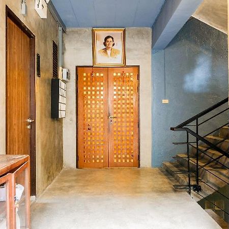 Isleep Guesthouse Chiang Mai Bagian luar foto