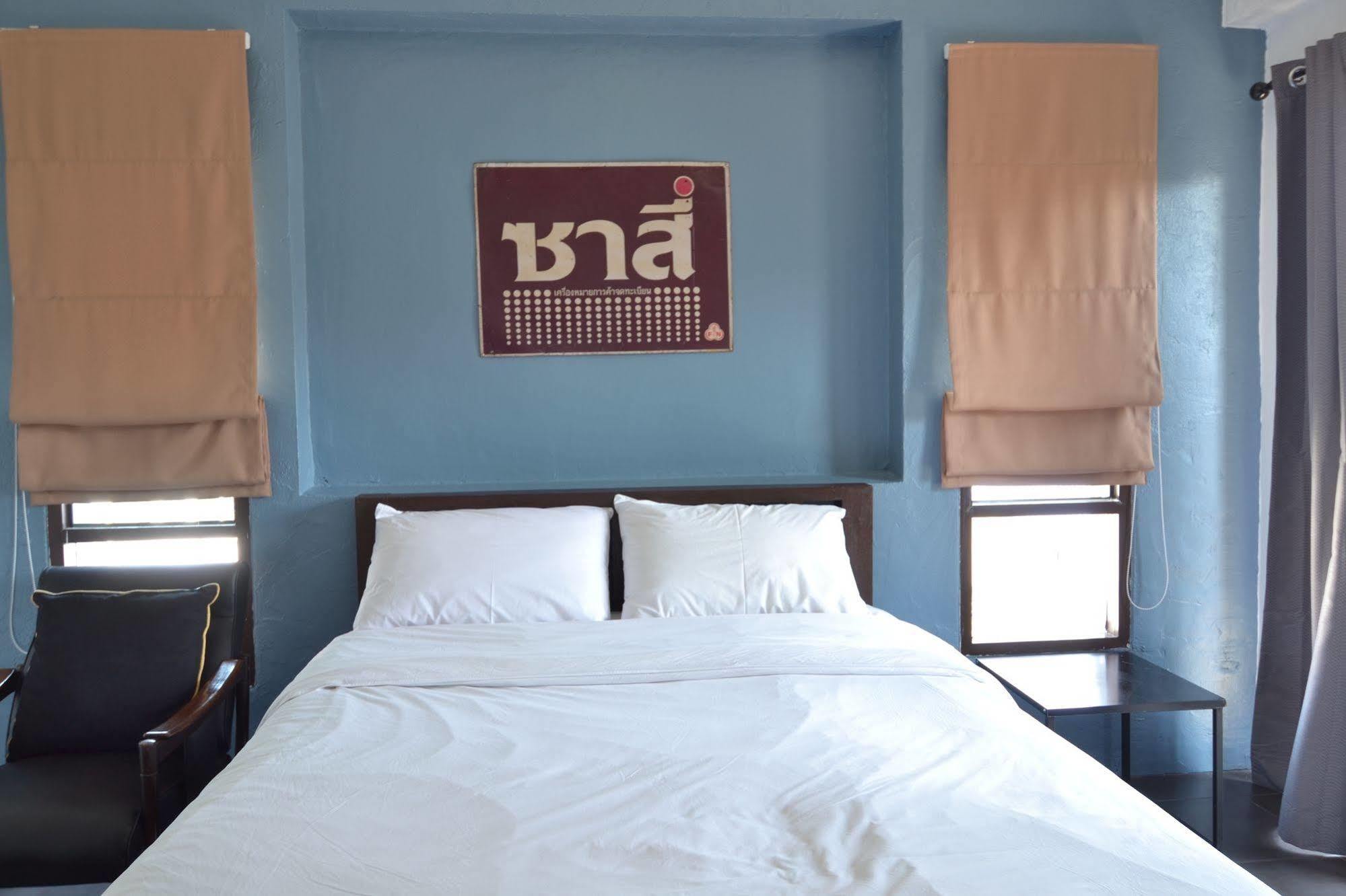 Isleep Guesthouse Chiang Mai Bagian luar foto
