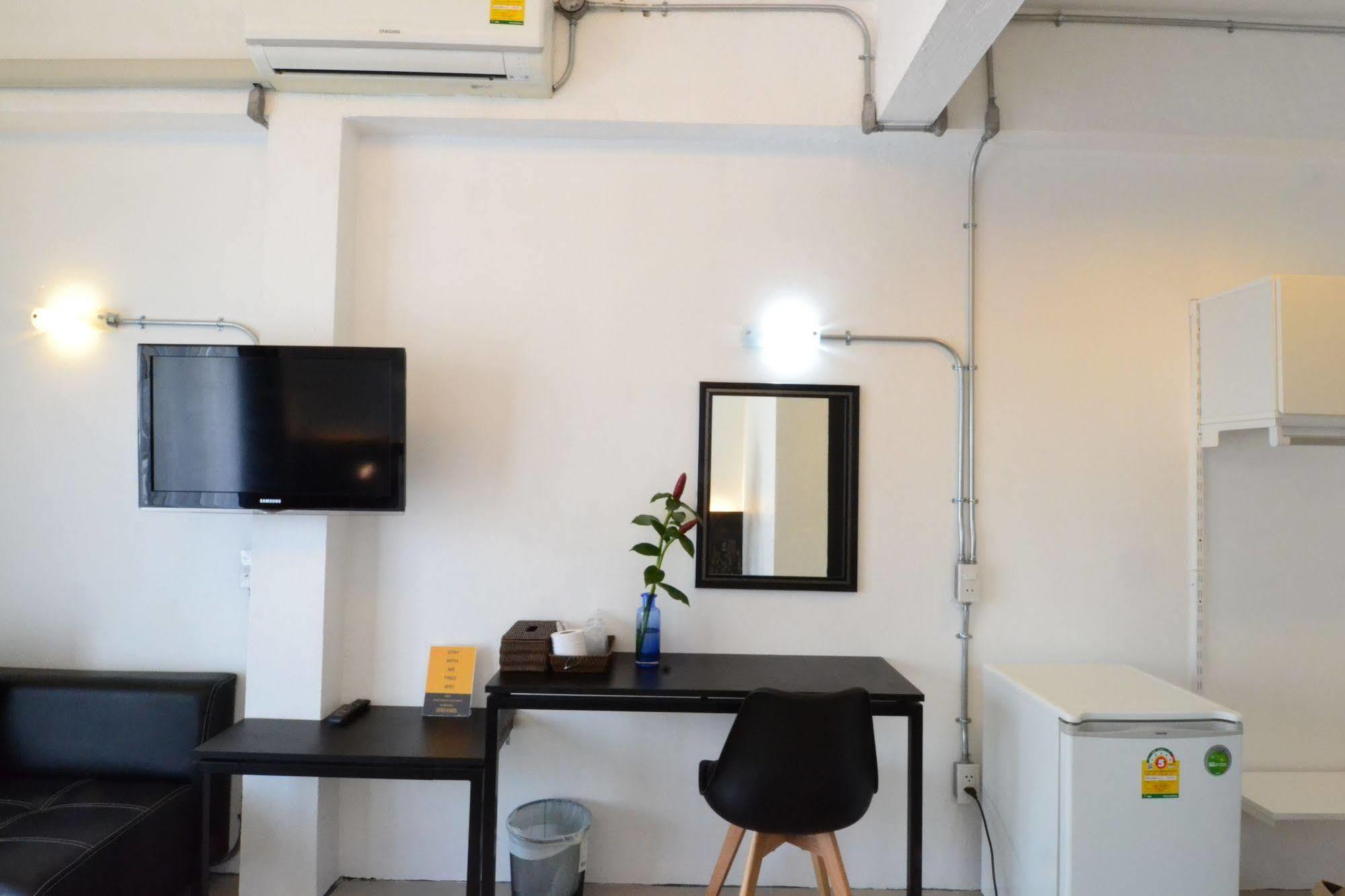 Isleep Guesthouse Chiang Mai Bagian luar foto